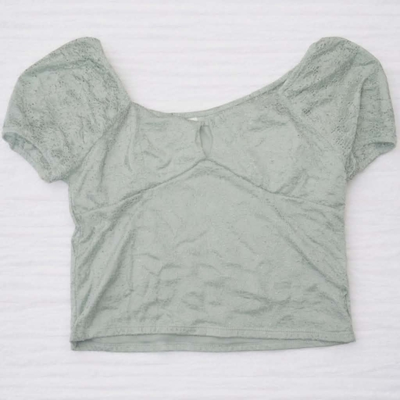 Neutral Cozy Outfit Bundle | Cream Cropped Cardigan + Teal Lace Top + Jeans - Picture 2 of 5